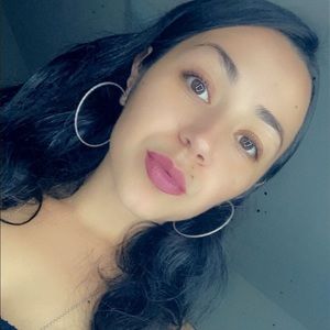 Meet your Posher, Bianca